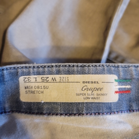 DIESEL Grupee Skinny Cropped 0815U Wash Jeans - Picture 7 of 13